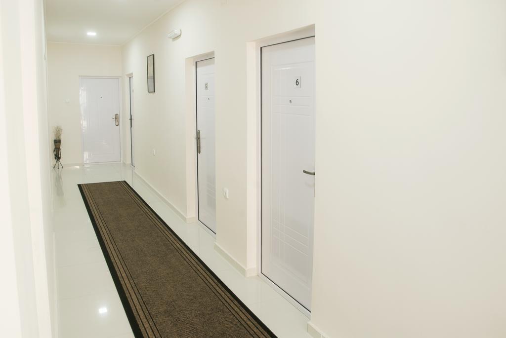 Guest House Centar Lux Becicherecul Mare Exterior foto