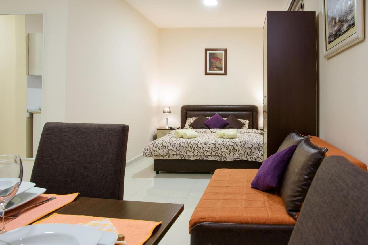 Guest House Centar Lux Becicherecul Mare Exterior foto
